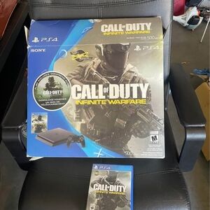**In box** Sony PS4 Console with Call of Duty: Infinite Warfare Bundle